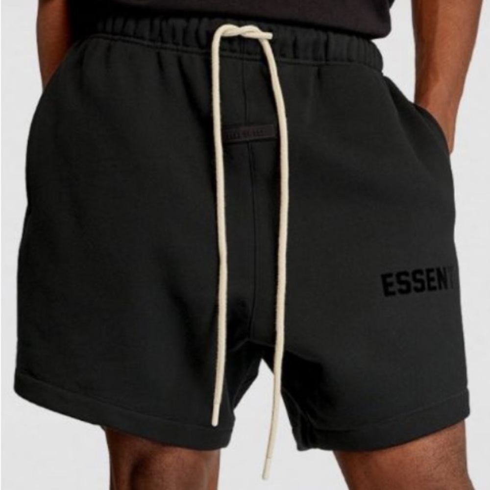 NEW Essentials Fear of God Jet Black Sweat Shorts AUTHENTIC 💯